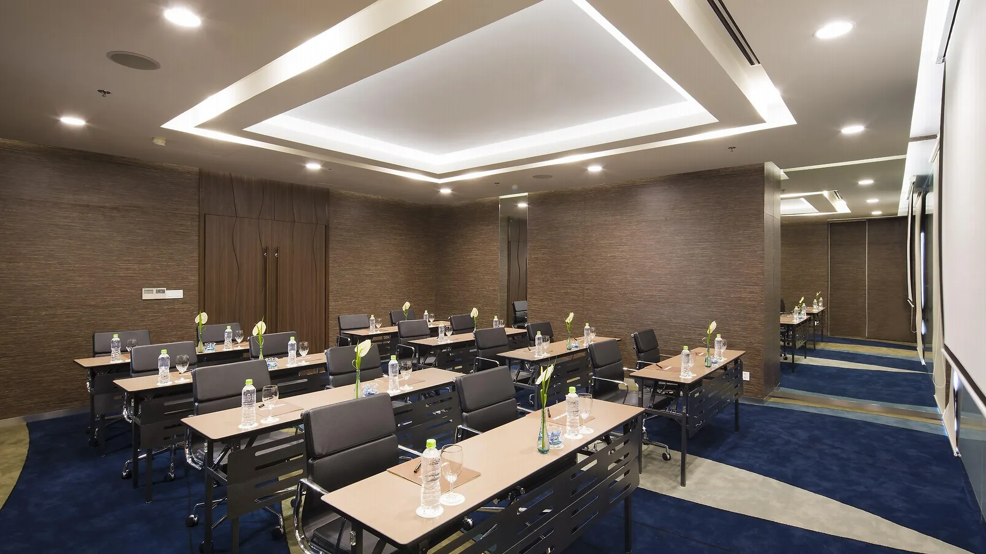 Liberty Central Nha Trang Hotel 4*,
