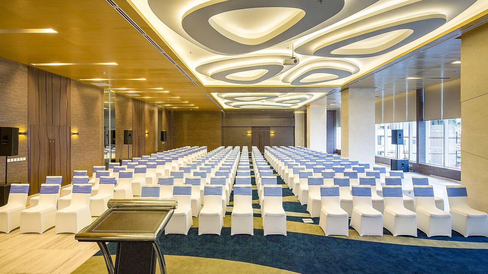 Liberty Central Nha Trang Hotel